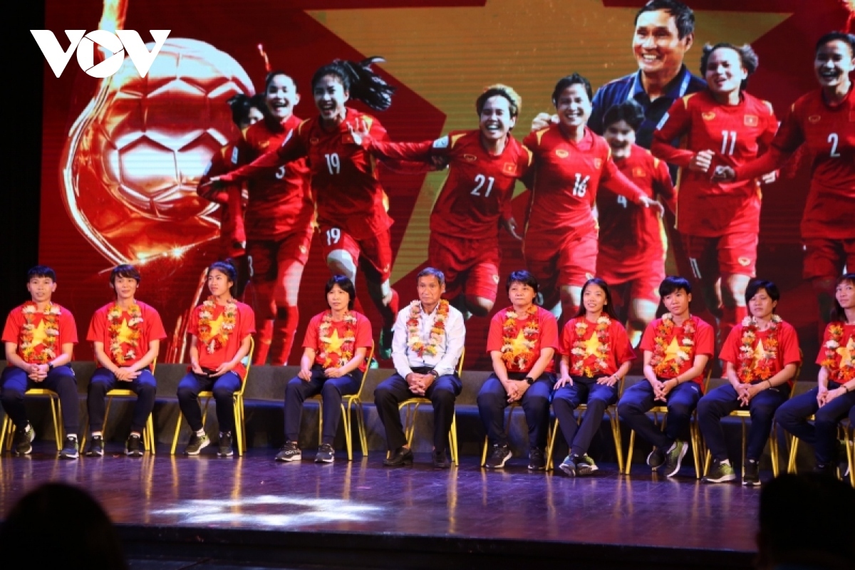 Women footballers train long overseas ahead of 2023 World Cup campaign
